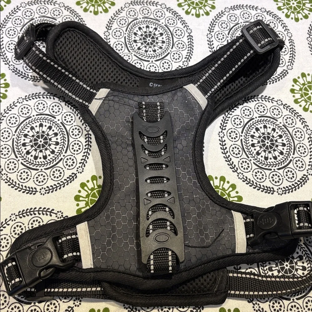 Cooper & Nash Reflective Black Dog Harness Sz S
